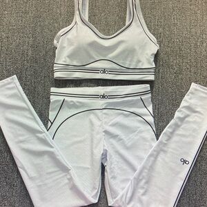 ALO Yoga White Sports Bra Size S